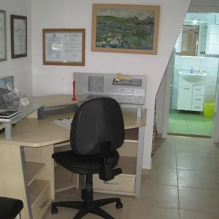 Casa Roth Bed & Breakfast 3*