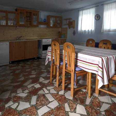 Casa Roth 3*